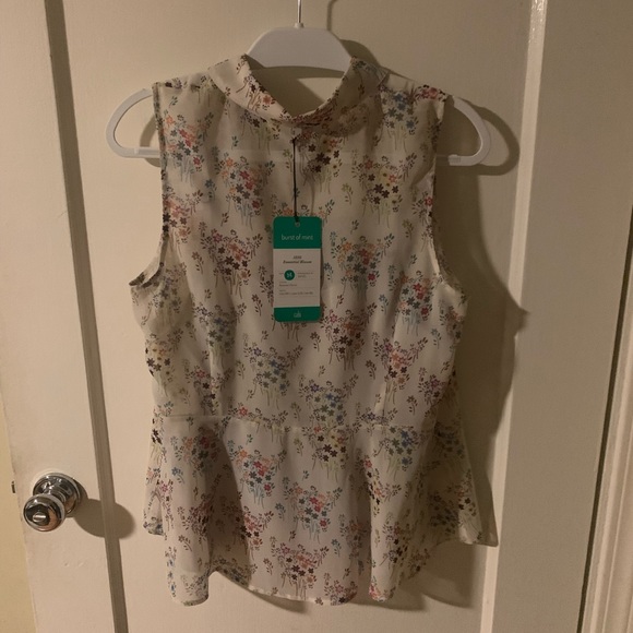 Cabi Burst of Mint Essential Blouse - Picture 5 of 9